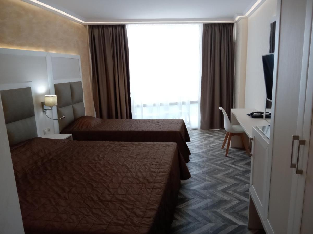 Sea View Triple S B Appartement Pomorie Buitenkant foto