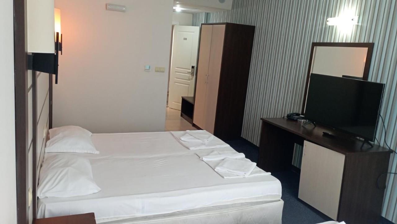 Sea View Triple S B Appartement Pomorie Buitenkant foto